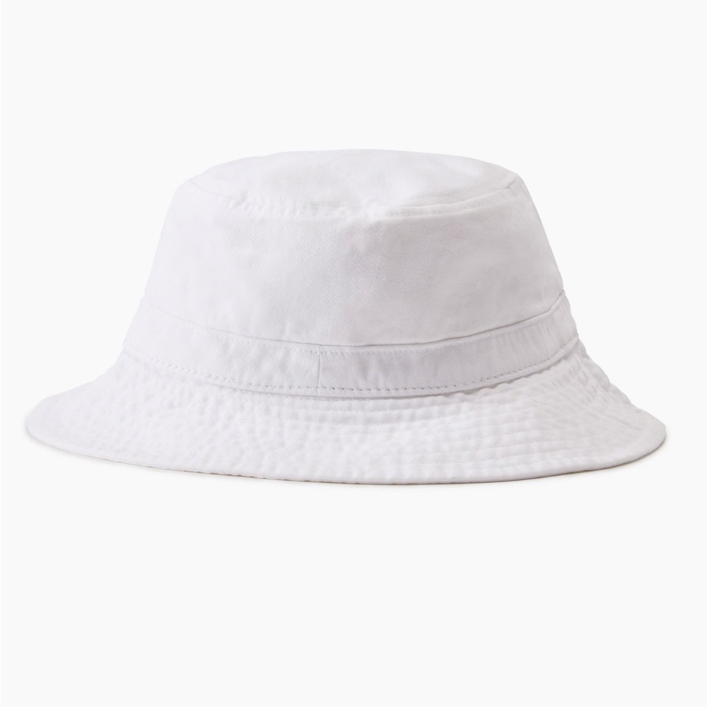 Aritzia TNA White Bucket Hat